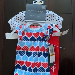3 piece tommy Hilfiger outfit 0-3 months